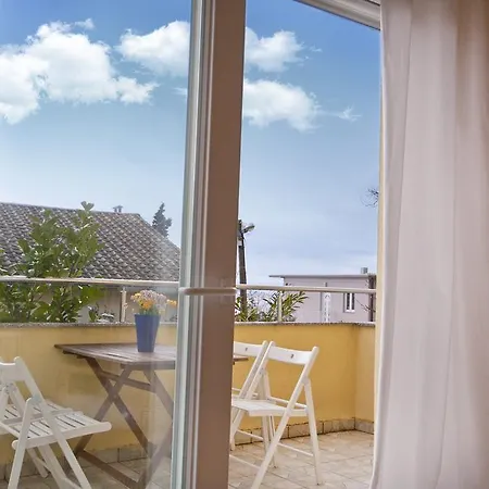 Apartment Adela Dramalj