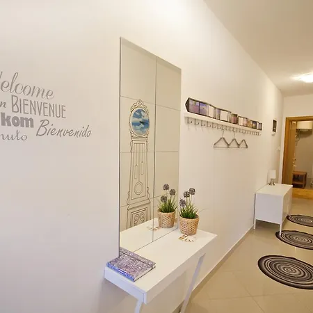 Apartment Adela