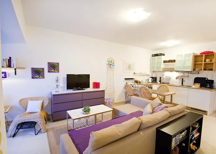 Apartman Adela *